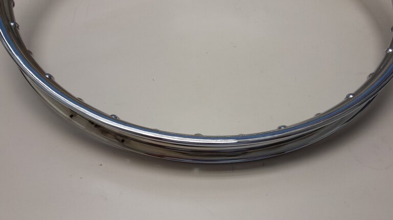 Moped rim / 19 Inch (1.5X19 / 38X484) / 36GTS / Italcerchio / UNI / Chromed /