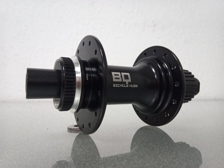 Rear hub / 148 MM / Thru axle Ø 12 MM / Disc (Centerlock) / 32GTS / BQ / BQ-RH30022 / Micro Spline 12S / Black / MTB