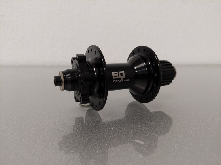 Rear hub / 141 MM / Drop axle / Disc (6 bolts) / 32GTS / BQ / BQ-RH30027 / Micro Spline 12S / Black / Trek X-Caliber