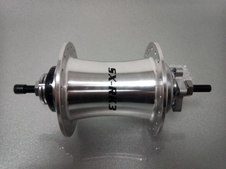 Rear hub / 170 MM / Fixed axle 216 MM / Disc (6 bolts) / 36GTS / Sturmey Archer / SX-RK3 / 3S / Silver / City