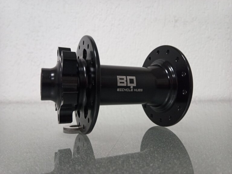 Vorderradnabe / 110 MM / Steckachse Ø 15 MM / Disc (6 Schrauben) / 28GTS / BQ / BQ-FH30510 / Schwarz / MTB