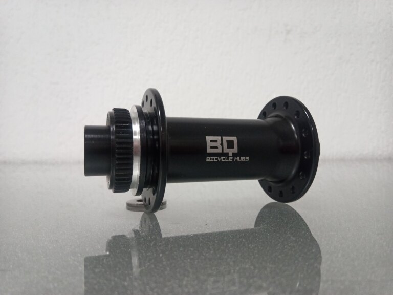 Vorderradnabe / 110 MM / Steckachse Ø 15 MM / Disc (Centerlock) / 28GTS / BQ / BQ-FH30515 / Schwarz / MTB