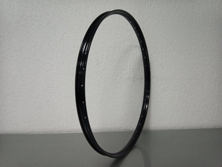 Rim / SS 622X24 / 36GTS / Single-walled / No eyelets / Rigida - Ryde / V38 / Black / Disc