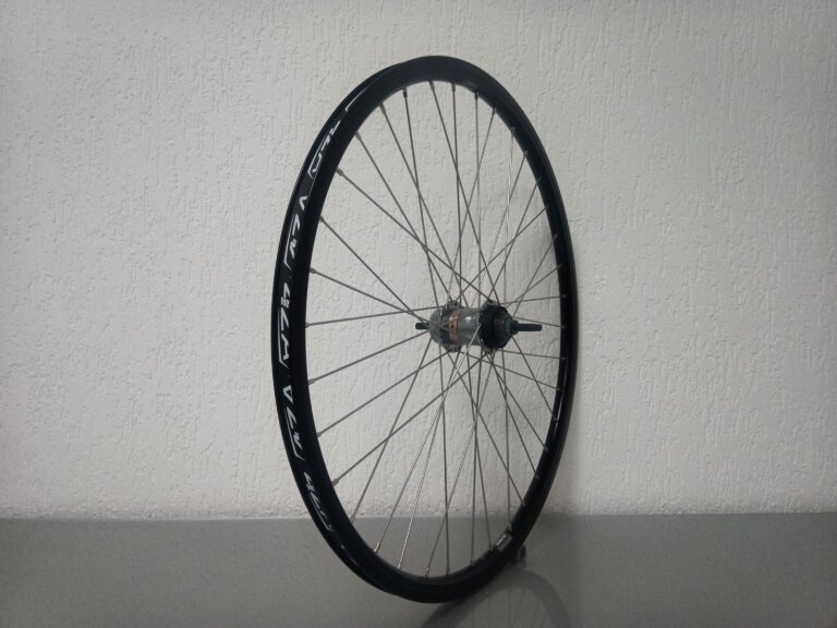 Achterwiel / 622X19C / Rigida - Ryde / Andra 10 / Zwart / Shimano / Nexus Inter 3 SG-3C41 / 3S / 120 MM / Terugtraprem / City