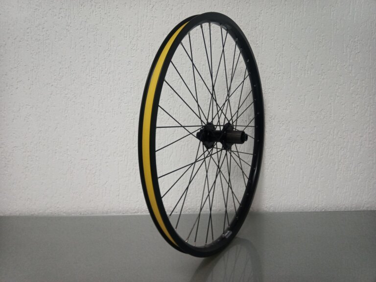 Rear wheel / 584X25C / Rigida - Ryde / Andra 40 / Black / BQ / BQ-RH30009 / HG Body 35 MM / 142 MM / Disc (6 bolts) / E-Bike