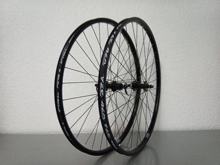 Wheelset / 622X21C / Rigida - Ryde / Andra 321 / Black / Shimano / FH-TX505 Tourney / HG Body 35 MM  / 135 MM / Disc (Centerlock) / MTB - Tour