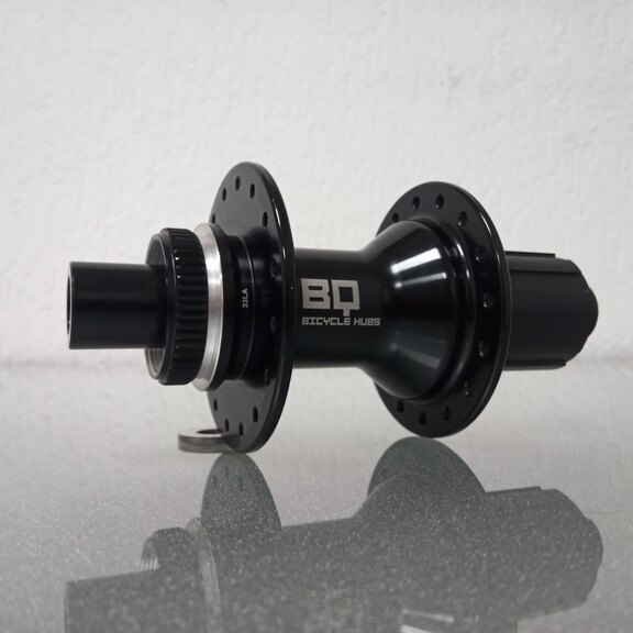 Rear hub / 142 MM / Thru axle Ø 12 MM / Disc (Centerlock) / 32GTS / BQ / BQ-RH30016 / HG Body 36,85 MM / Black / Race / Gravel 