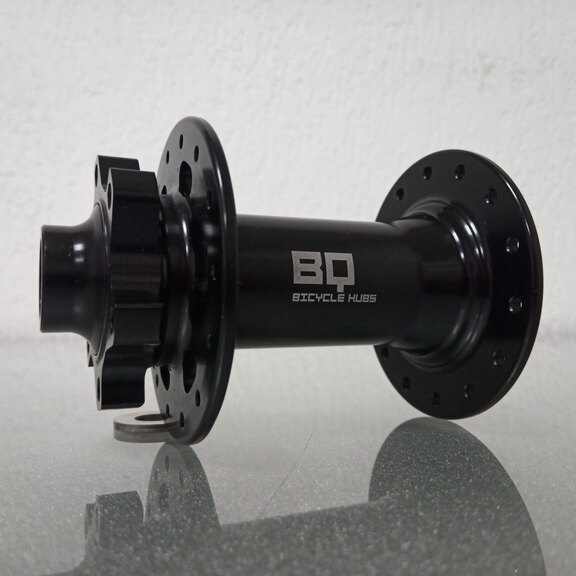 Vorderradnabe / 110 MM / Steckachse Ø 15 MM / Disc (6 Schrauben) / 32GTS / BQ / BQ-FH30511 / Black / MTB 