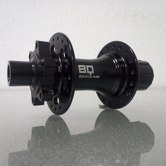 Rear hub / 148 MM / Thru axle Ø 12 MM / Disc (6 bolts) / 36GTS / BQ / BQ-RH30005 / HG Body 35 MM / Black / MTB 