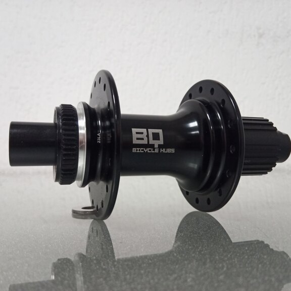 Rear hub / 142 MM / Thru axle Ø 12 MM / Disc (Centerlock) / 36GTS / BQ / BQ-RH30021 / Micro Spline / Black / Tour 