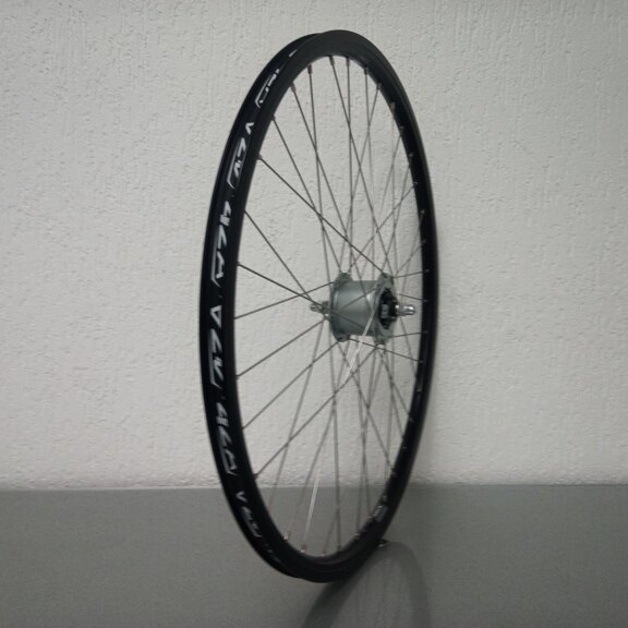 Vorderrad / 622X19C / Rigida - Ryde / Andra 10 / Schwarz / Shimano / DH-C6000-3R-N 6V-3.0W Dynamo /  / 100 MM / Rollerbrake / City 