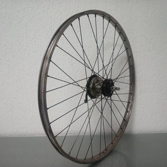 GEBRUIKT Achterwiel / 622X22C / Import / ST32 RVS / Zilver / Sturmey Archer / AB3 / 3S / 127 MM / Trommelrem 70 MM / City 