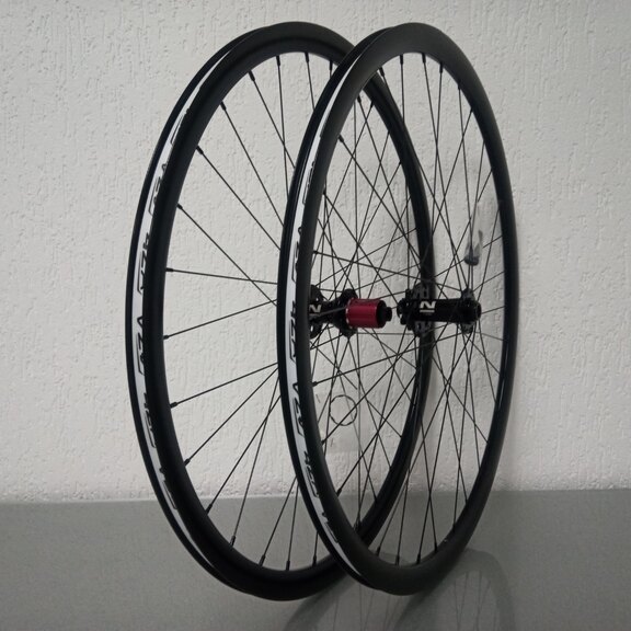 Wheelset / 622X16C / Rigida - Ryde / DP16 Disc / Black / Novatec / D792SB/A-A 4A / HG Body 36,85 MM / 142 MM / Disc (6 bolts) / Race 