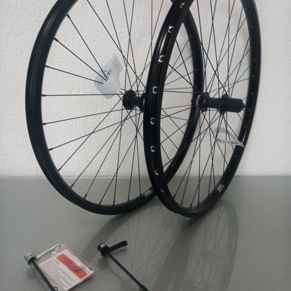 Laufradsatz / 584X25C / Rigida - Ryde / Big Bull / Schwarz / Shimano / FH-M6000 Deore & HB-RM65 / HG Body 35 MM  / 135 MM / Disc (Centerlock) / MTB 