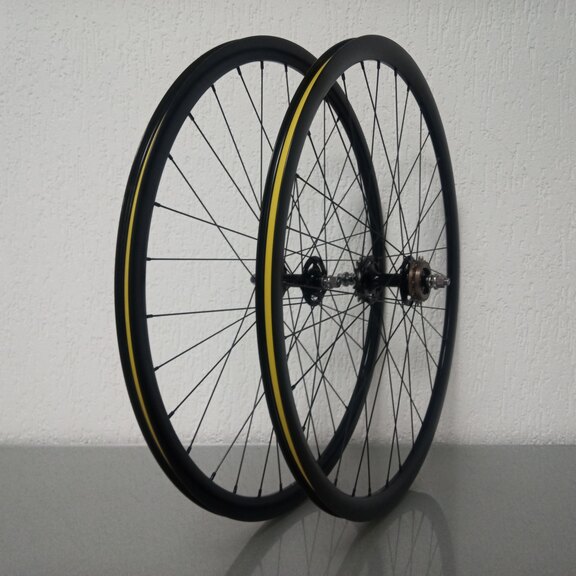 Wheelset / 622X16C / Rigida - Ryde / DP16 Disc / Black / Santafixie / Others / 1S / 120 MM / No brakes / Fixy - Singlespeed 