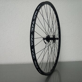 Vorderrad / 622X19C / Rigida - Ryde / ZAC 2000 / Schwarz / Shimano / HB-M475 Deore /  / 100 MM / Disc (6 Schrauben) / Tour