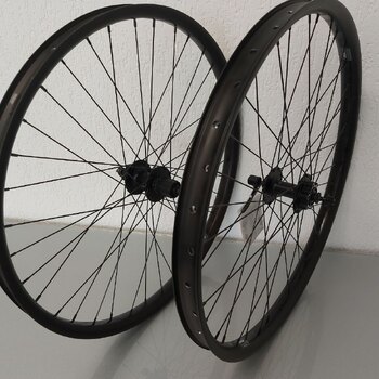 Wheelset / 584X35C / Rigida - Ryde / Rival 35 / Black / Shimano / FH-M525A Deore & HB-M475 Deore / HG Body 35 MM  / 135 MM / Disc (6 bolts) / MTB