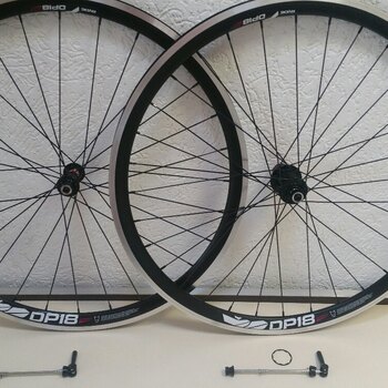 Wielset / 622X18C / Rigida - Ryde / DP18 Speed / Zwart / Novatec / F482SB-11S / HG Body 36,85 MM / 130 MM / Velgrem / Race