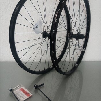 Paire de roues / 584X25C / Rigida - Ryde / Big Bull / Noir / Shimano / FH-M6000 Deore & HB-RM65 / HG Body 35 MM / 135 MM / Disc (Centerlock) / VTT